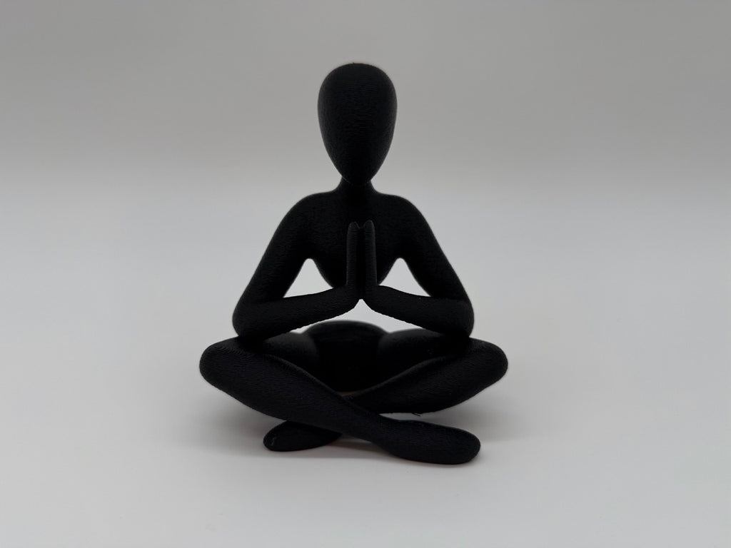 Minimalistisk yogastatue - dekorasjon for meditasjon og mindfulness - førsteklasses kvalitet