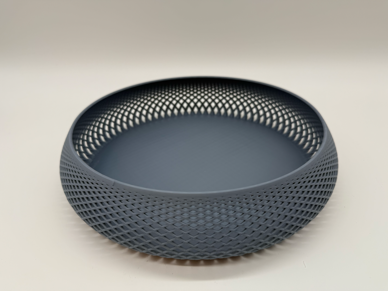 Designskål med geometrisk rutenett - moderne og funksjonell